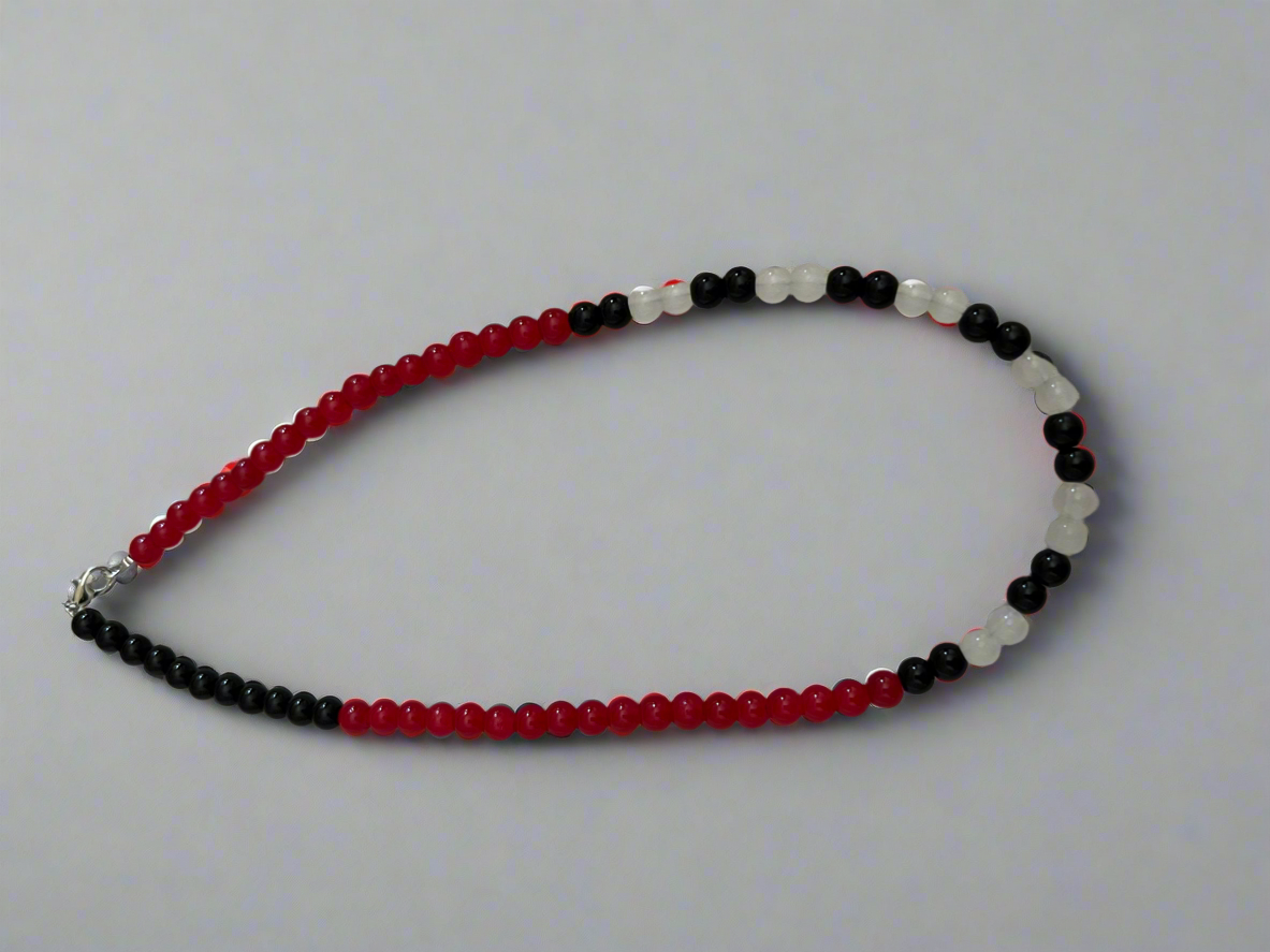 The Twist Necklace
